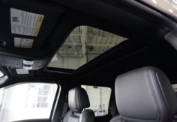 2022 Nissan Frontier - Image 48