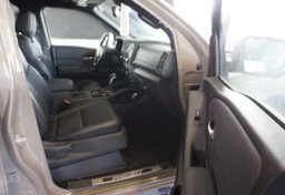 2022 Nissan Frontier - Image 26