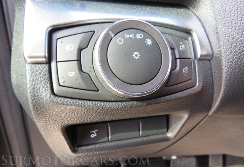 2017 Ford Explorer - Image 44