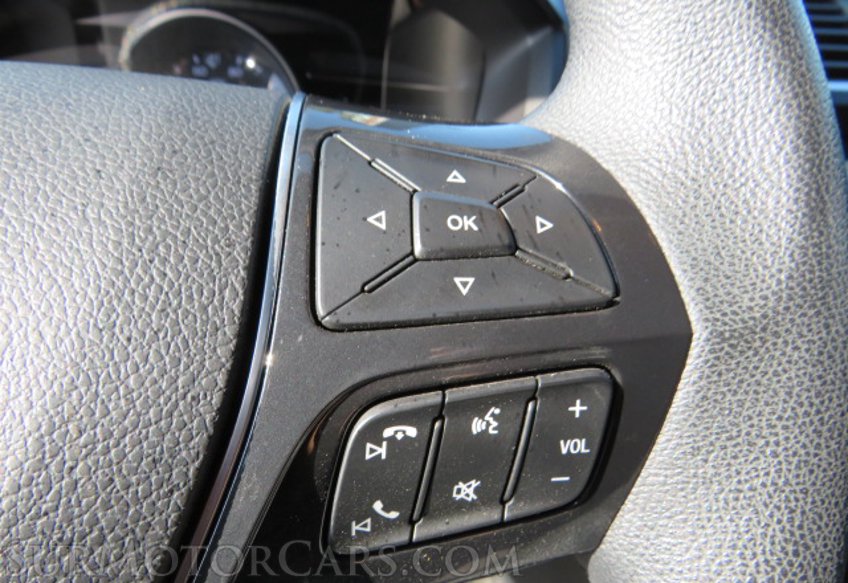 2017 Ford Explorer - Image 36