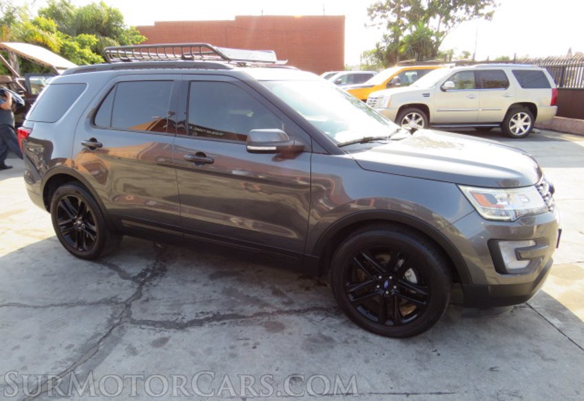 2017 Ford Explorer - Image 2