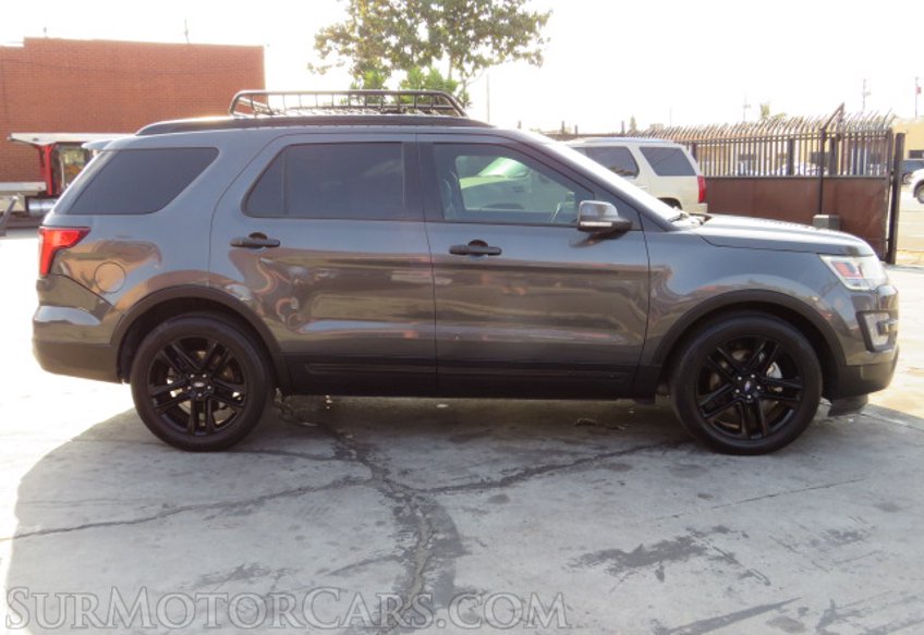 2017 Ford Explorer - Image 5