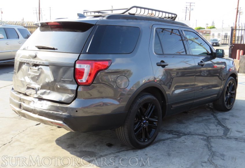 2017 Ford Explorer - Image 9