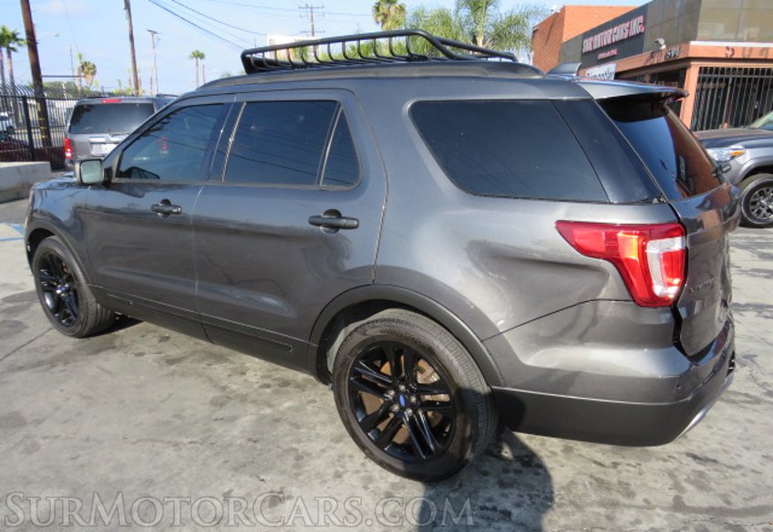 2017 Ford Explorer - Image 8