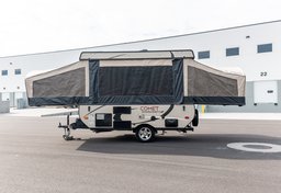 2016 Starcraft Comet - Image 12