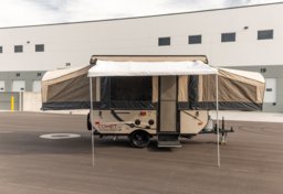 2016 Starcraft Comet - Image 1