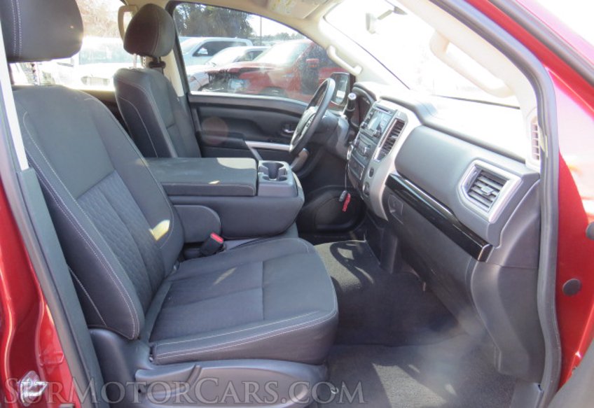 2018 Nissan Titan - Image 27