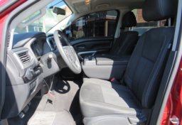 2018 Nissan Titan - Image 26