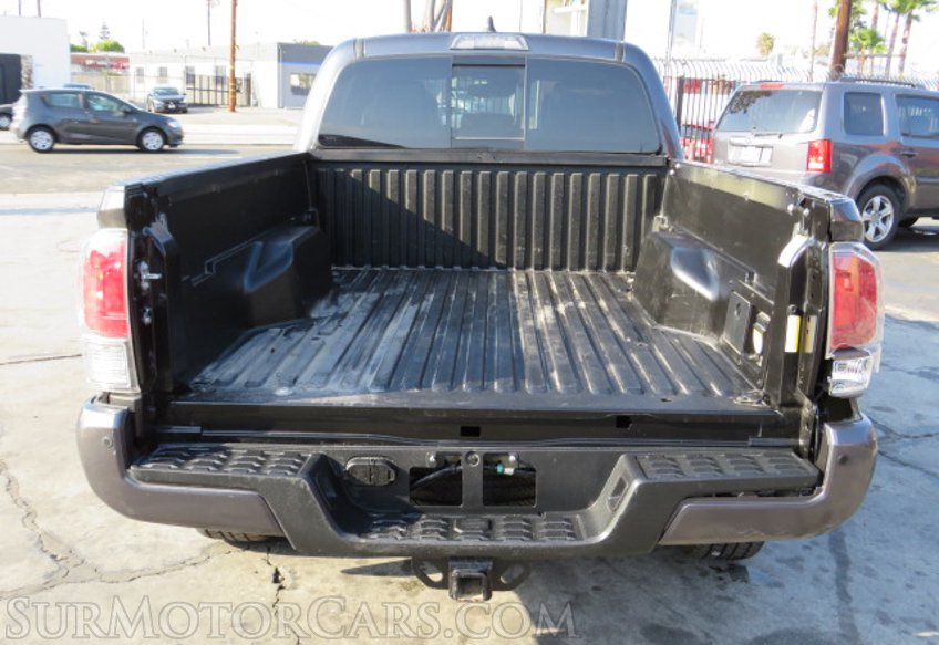 2021 Toyota Tacoma 4WD - Image 12