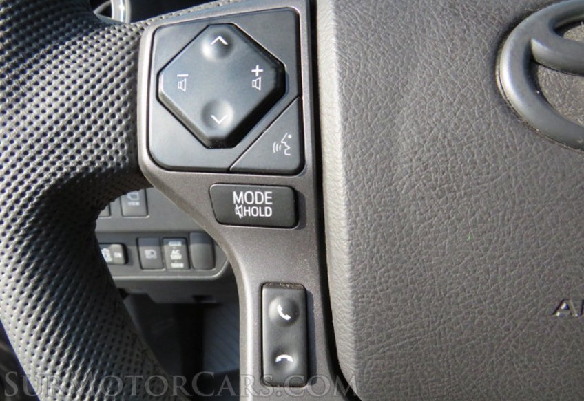 2021 Toyota Tacoma 4WD - Image 34
