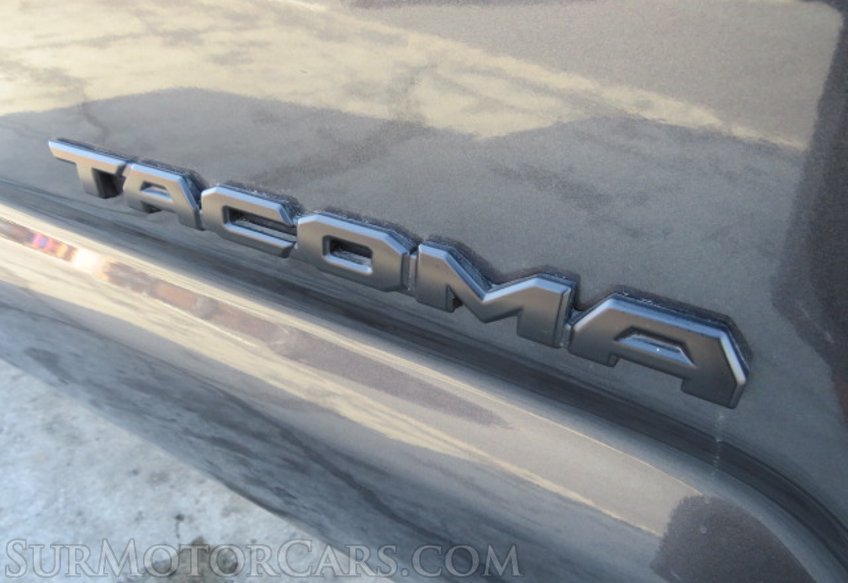 2021 Toyota Tacoma 4WD - Image 18