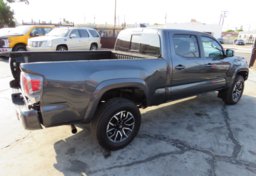 2021 Toyota Tacoma 4WD - Image 7