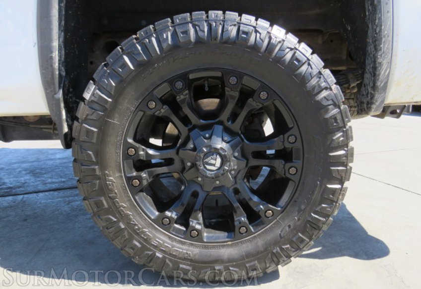 2015 GMC Sierra 2500HD available WiFi - Image 18