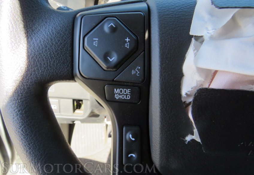 2022 Toyota Tacoma 4WD - Image 38