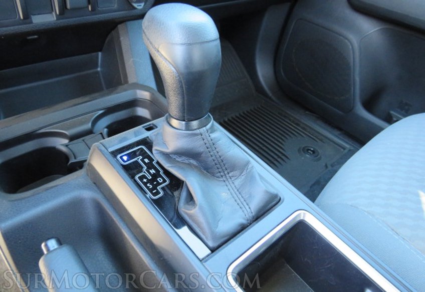 2022 Toyota Tacoma 4WD - Image 37