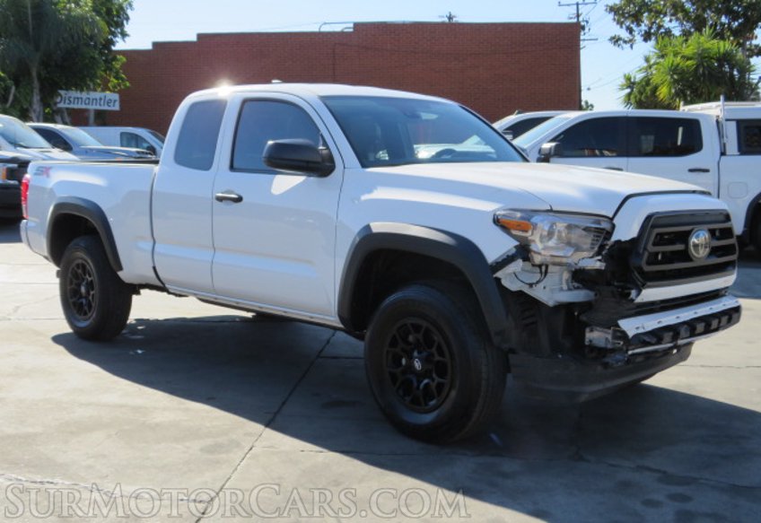 2022 Toyota Tacoma 4WD - Image 3