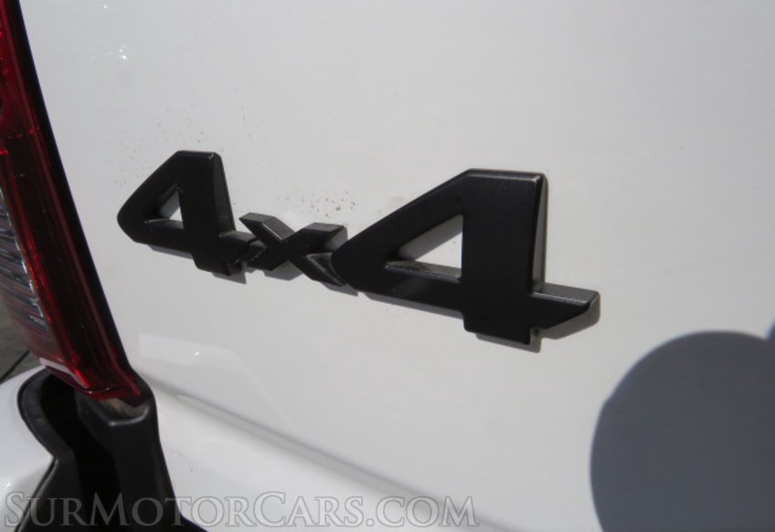 2022 Toyota Tacoma 4WD - Image 17