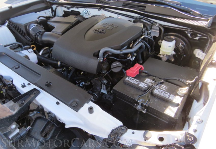 2022 Toyota Tacoma 4WD - Image 48