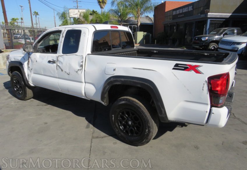 2022 Toyota Tacoma 4WD - Image 7