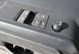 2022 Toyota Tacoma 4WD - Image 32