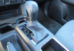 2022 Toyota Tacoma 4WD - Image 37