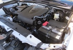 2022 Toyota Tacoma 4WD - Image 48