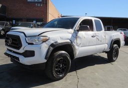 2022 Toyota Tacoma 4WD - Image 4