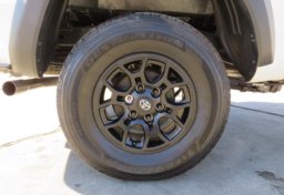 2022 Toyota Tacoma 4WD - Image 18