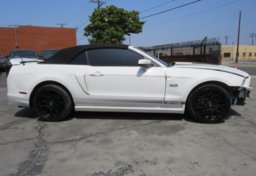 2013 Ford Mustang - Image 5