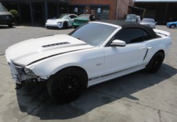 2013 Ford Mustang - Image 2