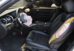 2013 Ford Mustang - Image 29