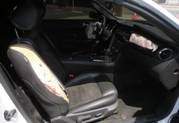 2013 Ford Mustang - Image 30