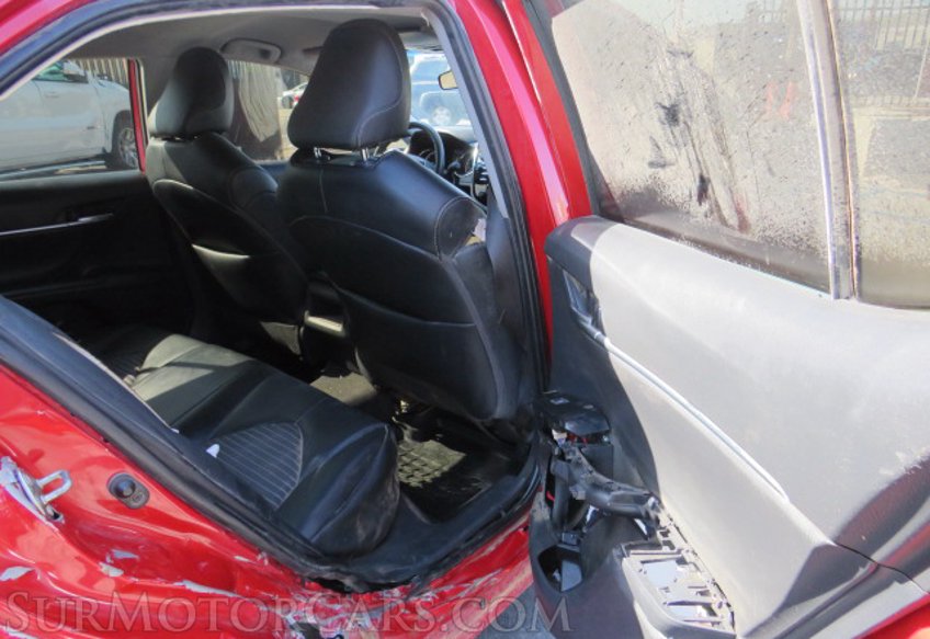 2020 Toyota Camry - Image 21