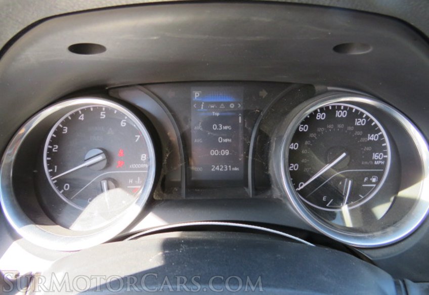 2020 Toyota Camry - Image 30