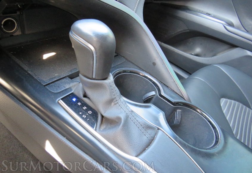 2020 Toyota Camry - Image 39