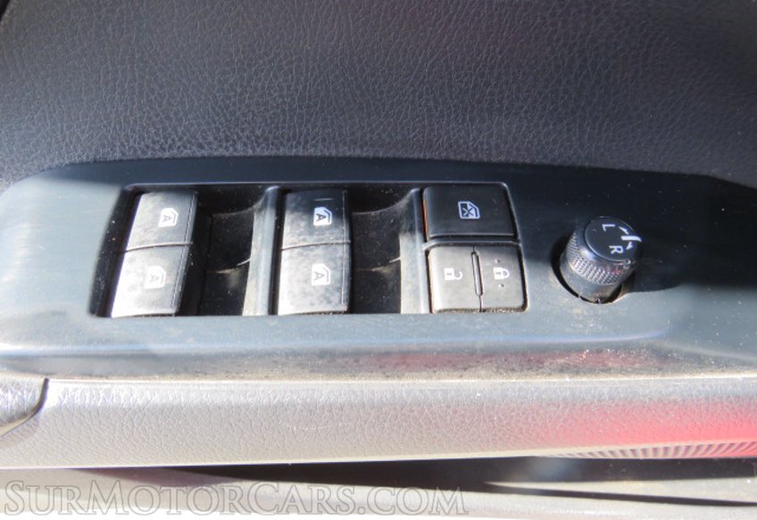 2020 Toyota Camry - Image 36