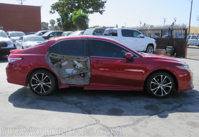 2020 Toyota Camry - Image 12