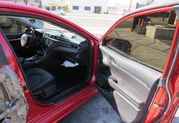 2020 Toyota Camry - Image 19