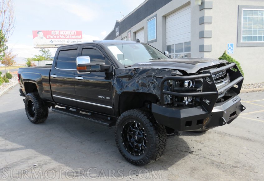 2015 Chevrolet Silverado 2500HD Built After Aug 14 - Image 3