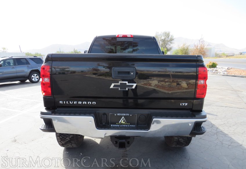 2015 Chevrolet Silverado 2500HD Built After Aug 14 - Image 11