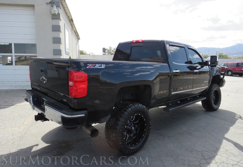 2015 Chevrolet Silverado 2500HD Built After Aug 14 - Image 5