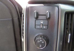 2015 Chevrolet Silverado 2500HD Built After Aug 14 - Image 43