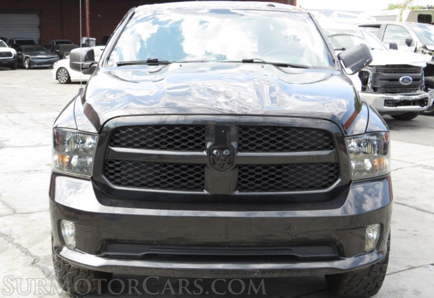 2017 Ram 1500 - Image 9