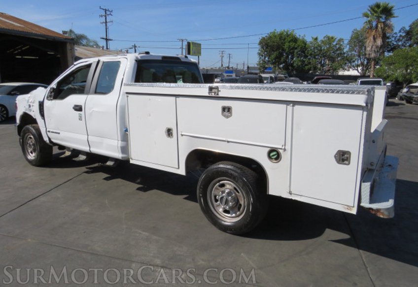 2021 Ford Super Duty F-350 SRW - Image 7