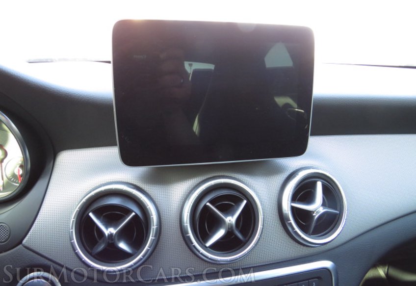 2019 Mercedes-Benz CLA - Image 35