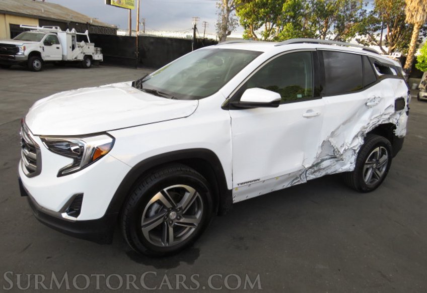 2021 GMC Terrain - Image 2