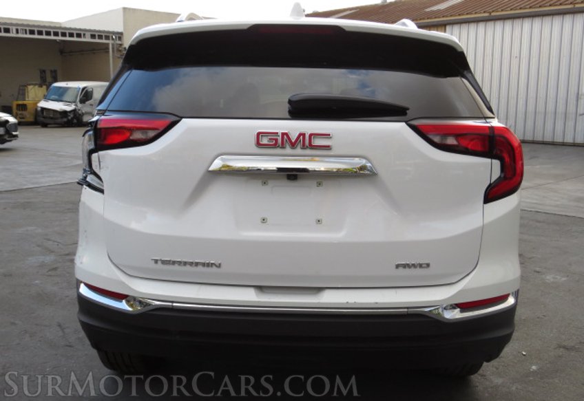 2021 GMC Terrain - Image 13