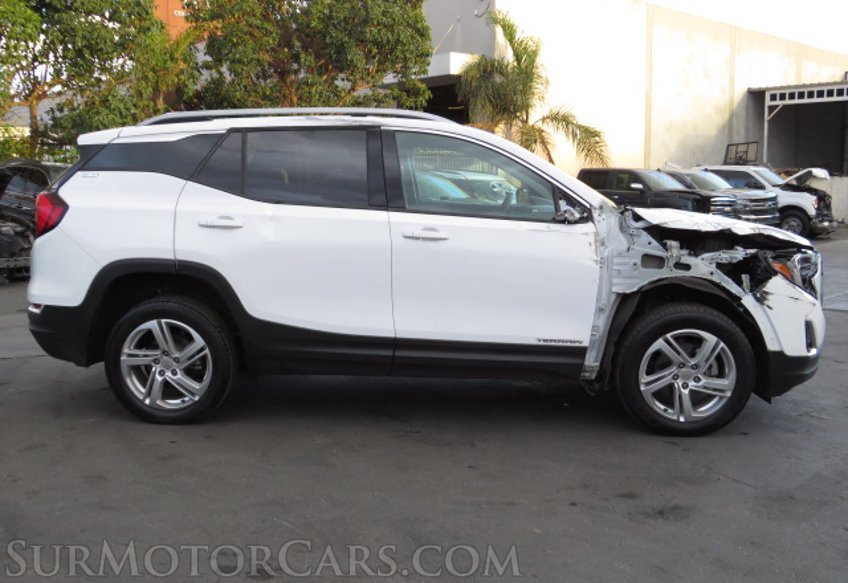 2021 GMC Terrain - Image 5