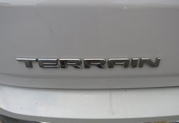 2021 GMC Terrain - Image 19