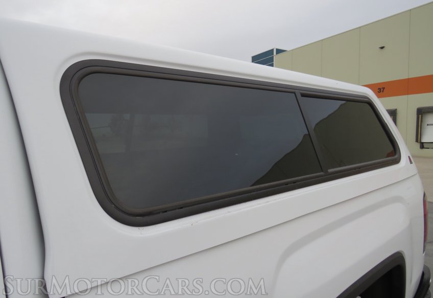 2017 GMC Sierra 1500 - Image 30